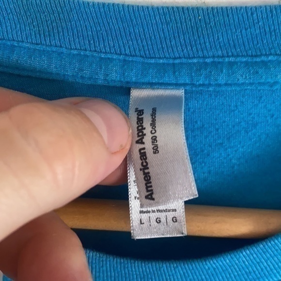 AMERICAN APPAREL SOLID BLUE SHORT SLEEVE SHIRT L. - Picture 3 of 4